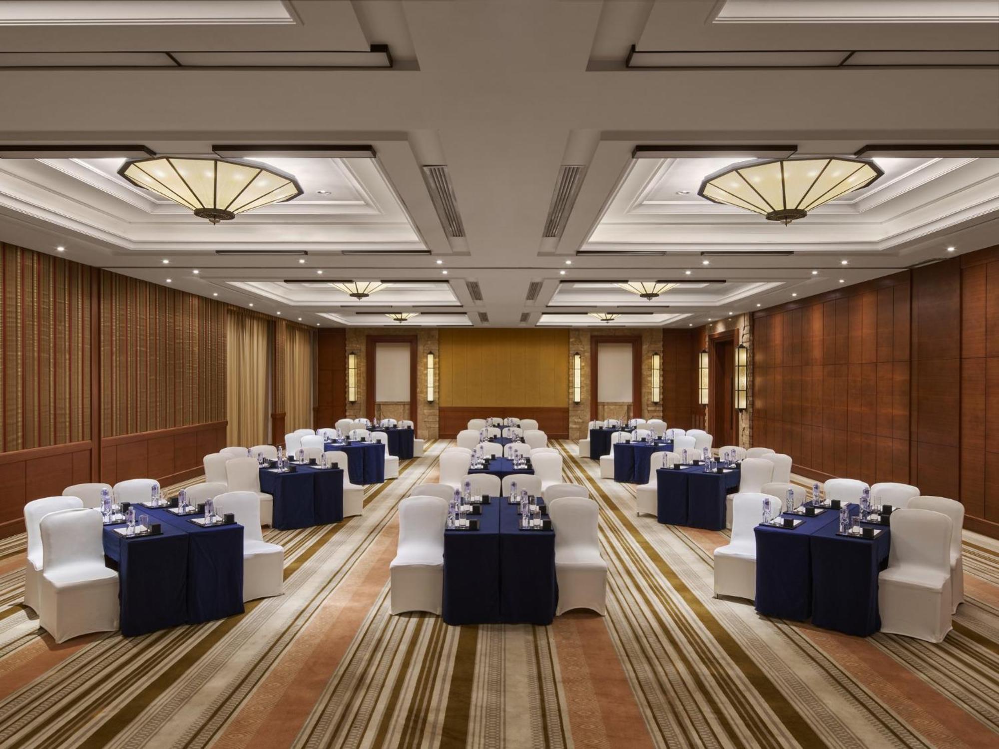 Intercontinental Xishuangbanna Resort By Ihg Jinghong Buitenkant foto