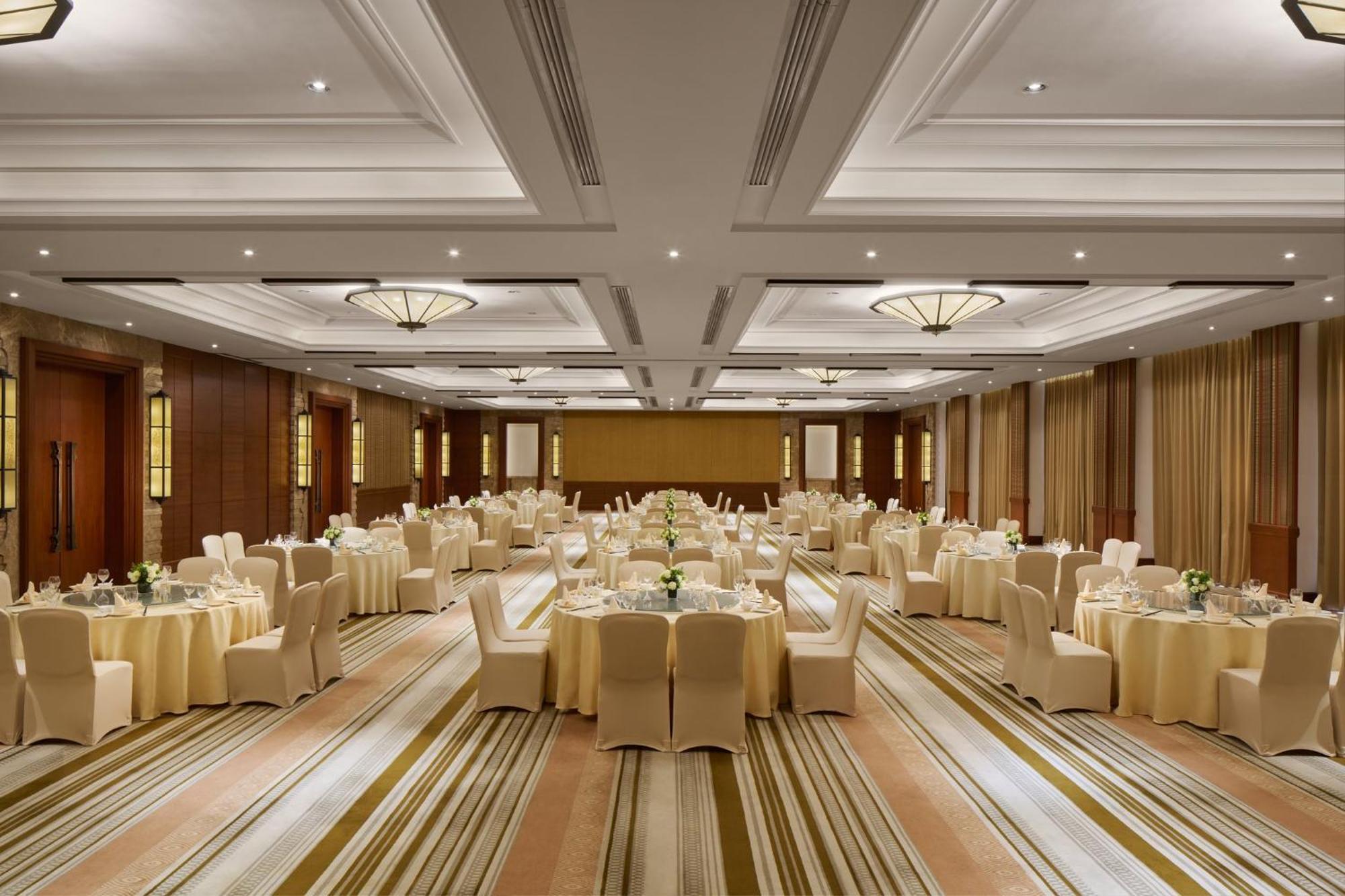 Intercontinental Xishuangbanna Resort By Ihg Jinghong Buitenkant foto